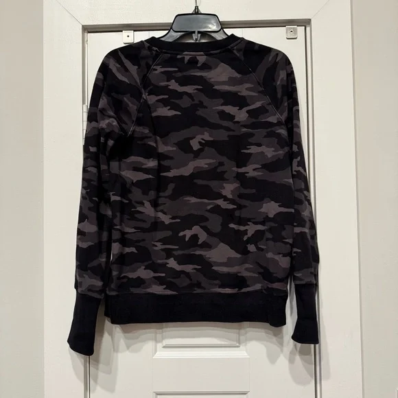 Athleta Black and Gray Camouflage Sweatshirt - Picture 8 of 10